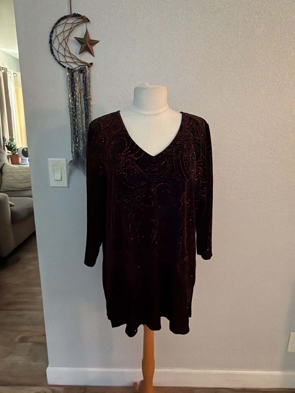 Notations Velvet Dress Size XL Black Red Glitter Swirls 3/4 Sleeve